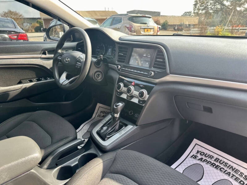 2019 Hyundai Elantra SEL