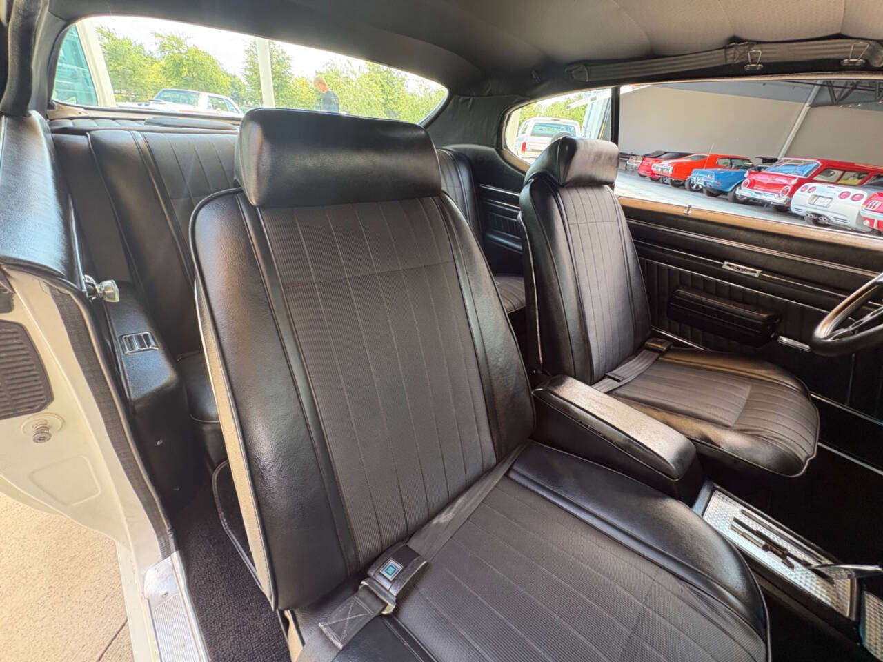 1970 Pontiac GTO 34