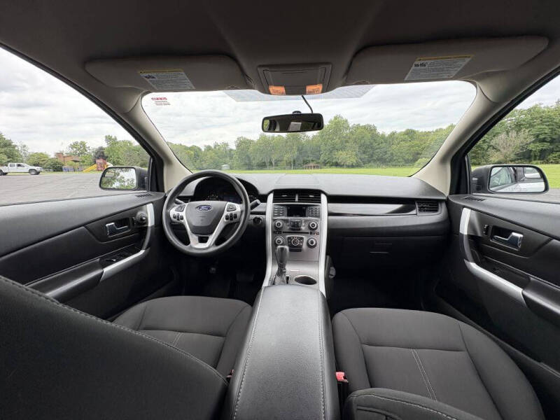 2014 Ford Edge SE