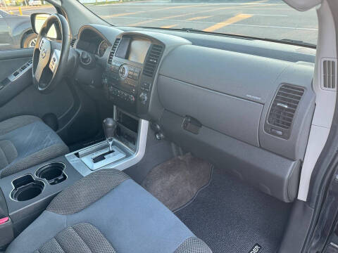 2011 Nissan Pathfinder SV