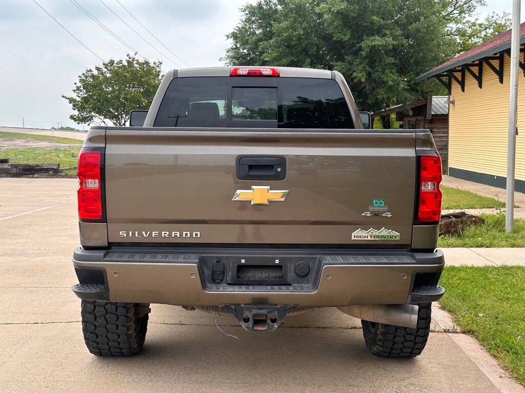 2015 Chevrolet Silverado 2500HD for sale at BANKERS AUTOS in Denton, TX