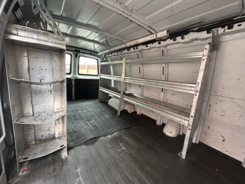 2015 GMC Savana 2500