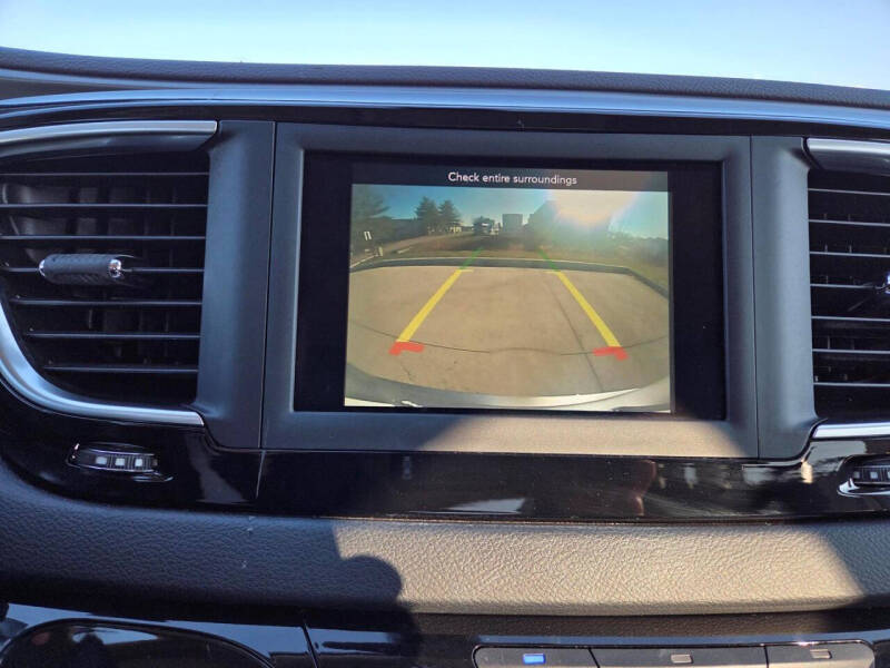 2020 Chrysler Pacifica Touring L