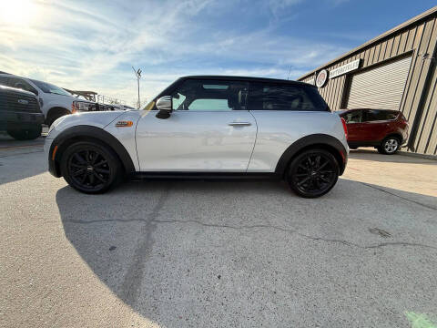 2016 MINI Hardtop 2 Door Cooper