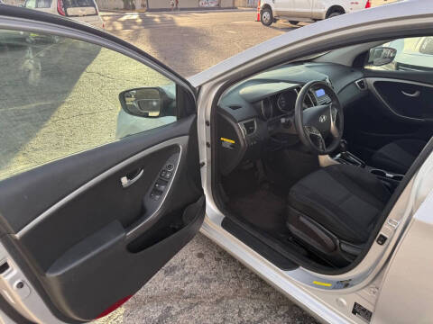 2017 Hyundai Elantra GT