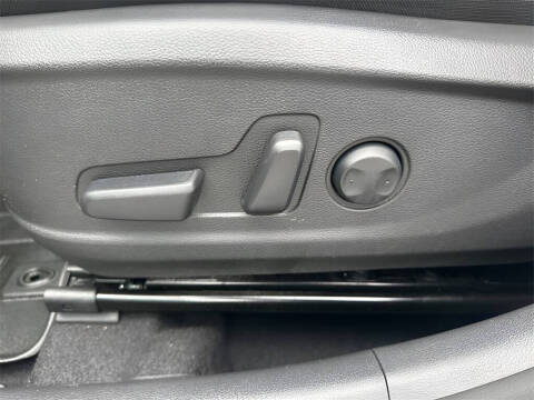 2020 Hyundai Kona SEL Plus