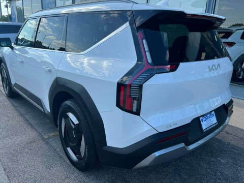 2024 Kia EV9 Wind