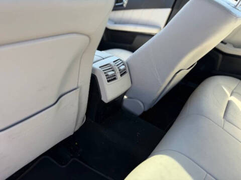 2010 Mercedes-Benz E-Class
