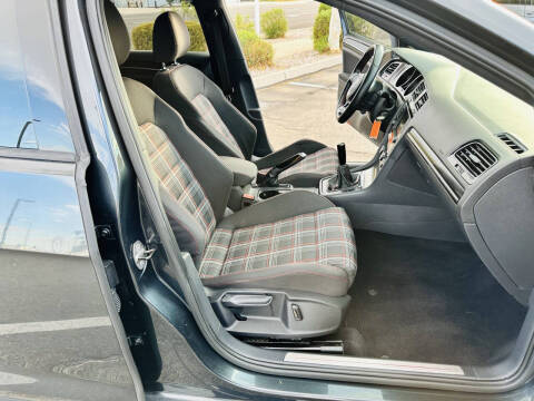 2016 Volkswagen Golf GTI S