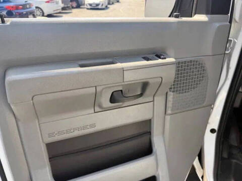 2013 Ford E-Series E-150