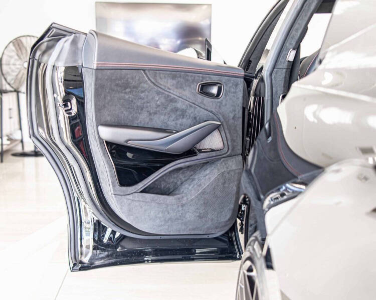 2026 Aston Martin DBX S