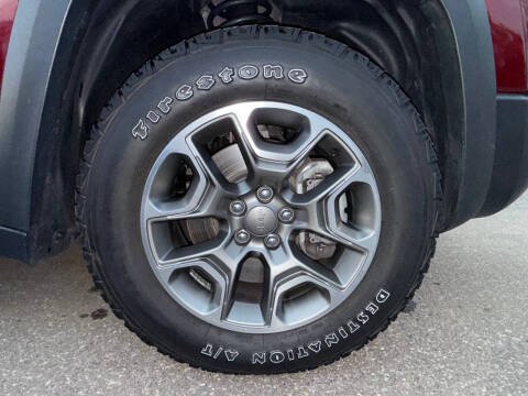 2020 Jeep Cherokee Trailhawk