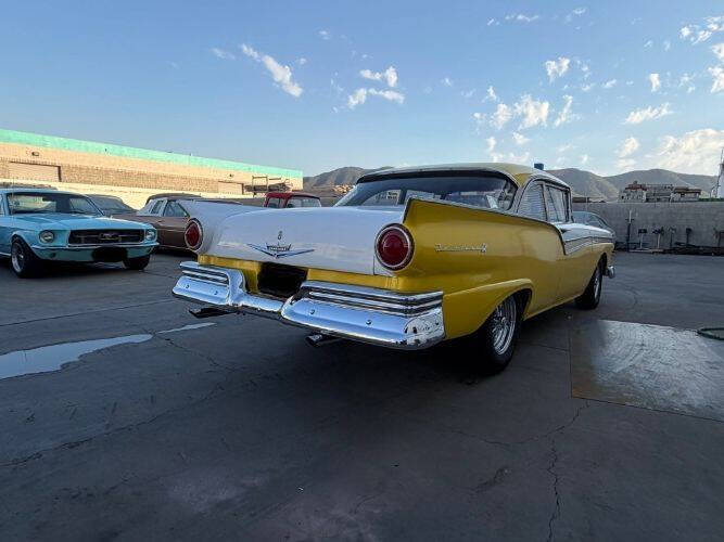 1957 Ford Fairlane 500
