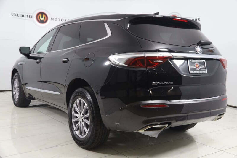2023 Buick Enclave Essence