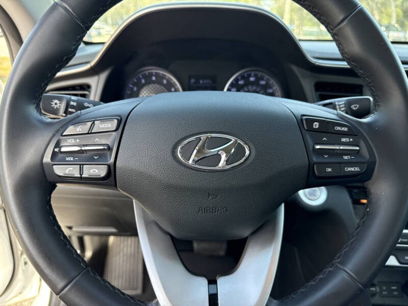 2020 Hyundai Elantra