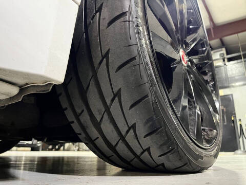 2016 Jaguar F-TYPE R