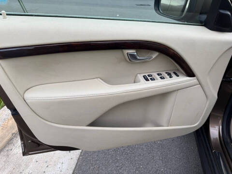 2013 Volvo XC70 3.2 Premier Plus