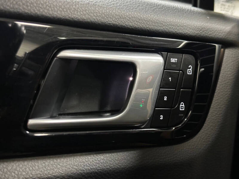 2022 Porsche Cayenne