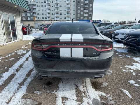 2016 Dodge Charger SXT