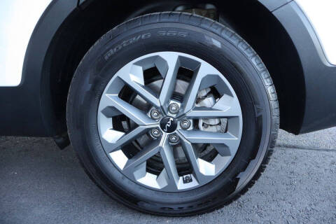 2023 Kia Telluride LX