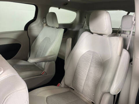 2018 Chrysler Pacifica Hybrid Touring Plus