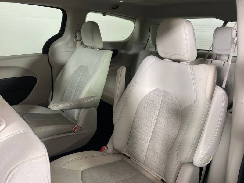 2018 Chrysler Pacifica Hybrid Touring Plus