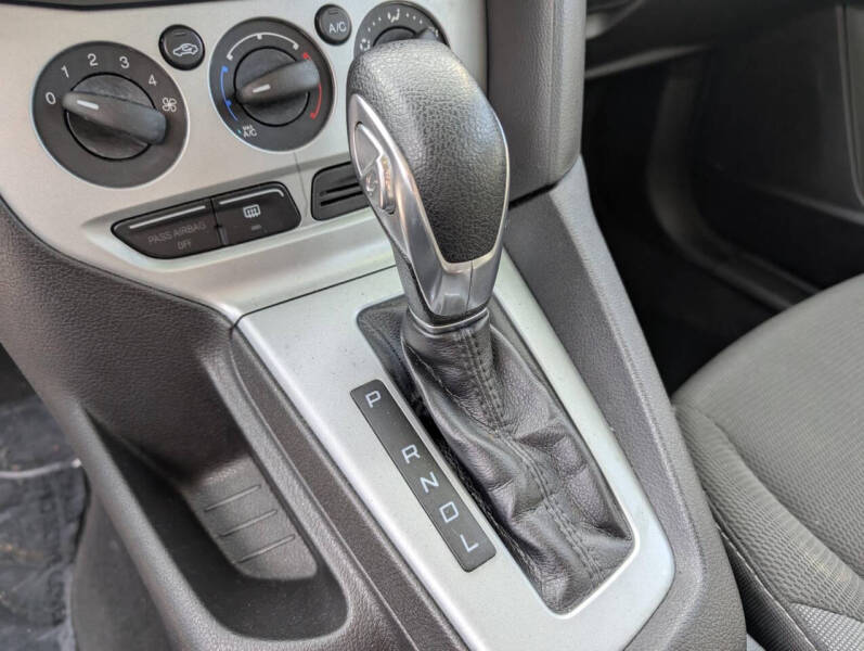2012 Ford Focus SE