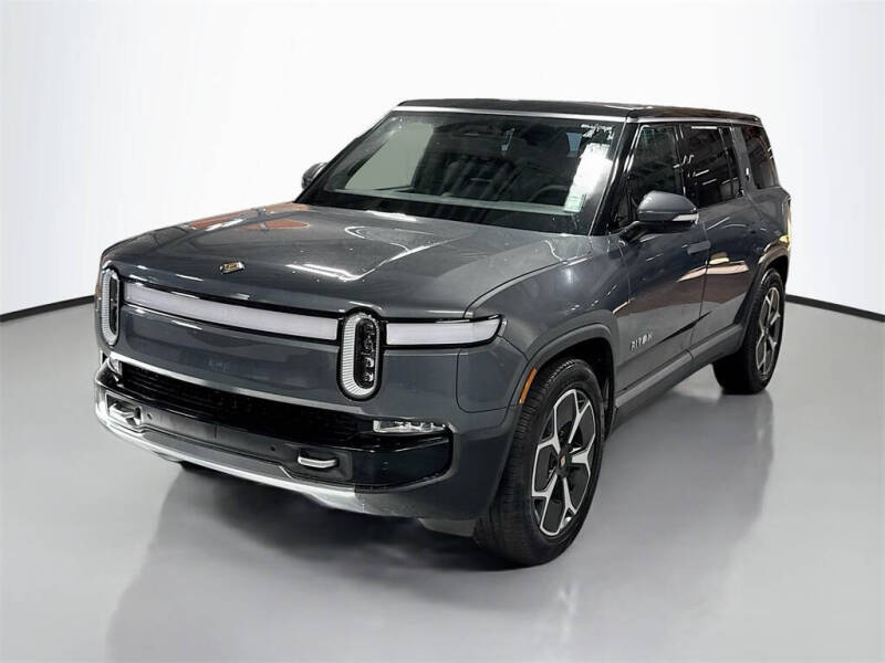 2024 Rivian R1S