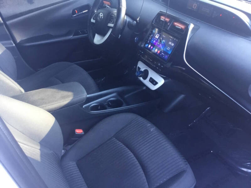 2018 Toyota Prius One