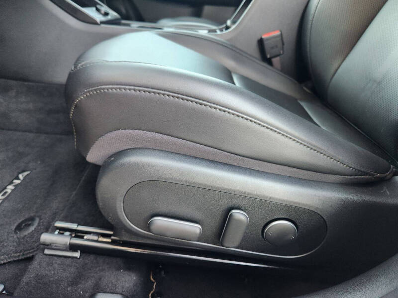 2024 Hyundai Kona Limited