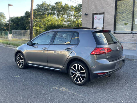 2016 Volkswagen Golf TSI SE