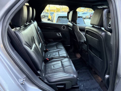 2020 Land Rover Discovery SE