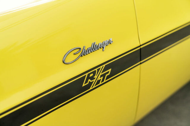 1970 Dodge Challenger 11