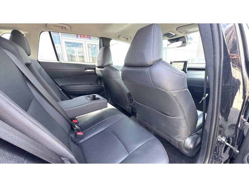 2023 Toyota Corolla Cross XLE