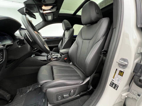 2024 BMW X4 xDrive30i