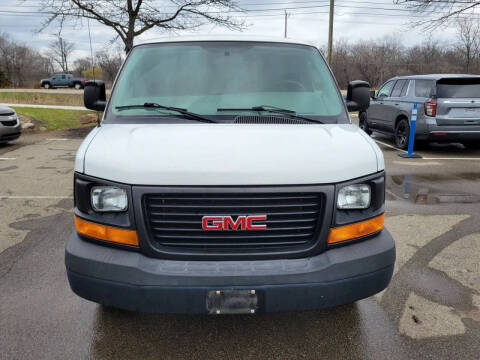 2017 GMC Savana LS 3500