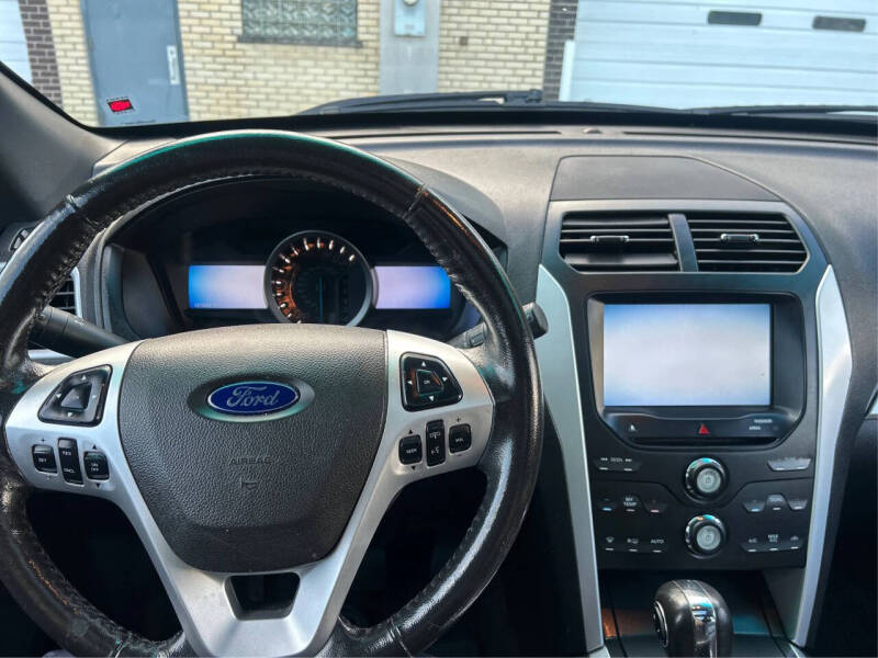 2013 Ford Explorer XLT