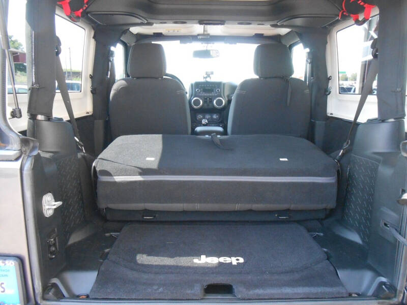 2017 Jeep Wrangler Sahara