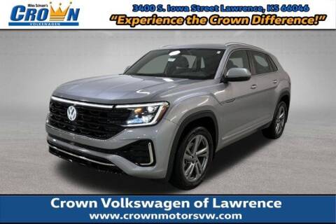 2024 Volkswagen Atlas Cross Sport for sale at Crown Automotive of Lawrence Kansas in Lawrence KS