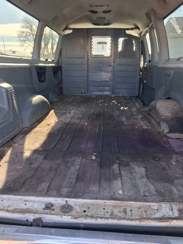 2013 Ford E-Series E-350 SD XLT