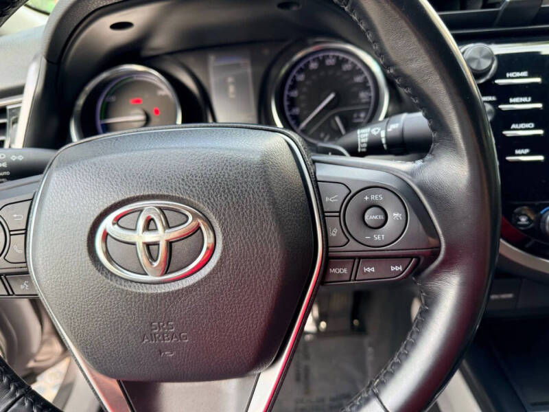 2019 Toyota Camry Hybrid