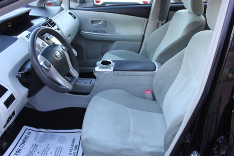 2012 Toyota Prius v Two