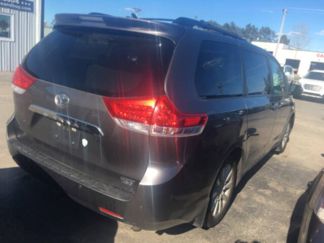 2014 Toyota Sienna for sale at Bob and Jill's Drive and Buy in Bemidji, MN