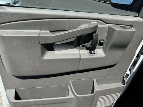 2022 Chevrolet Express 3500