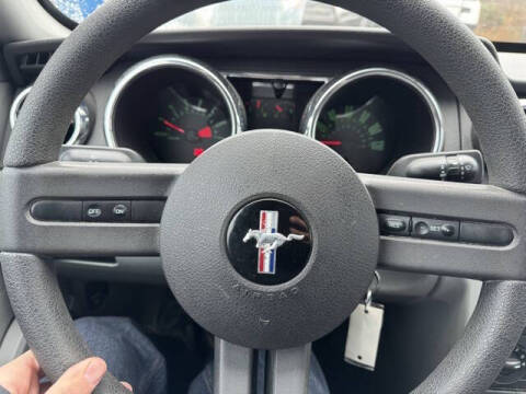 2008 Ford Mustang V6 Deluxe