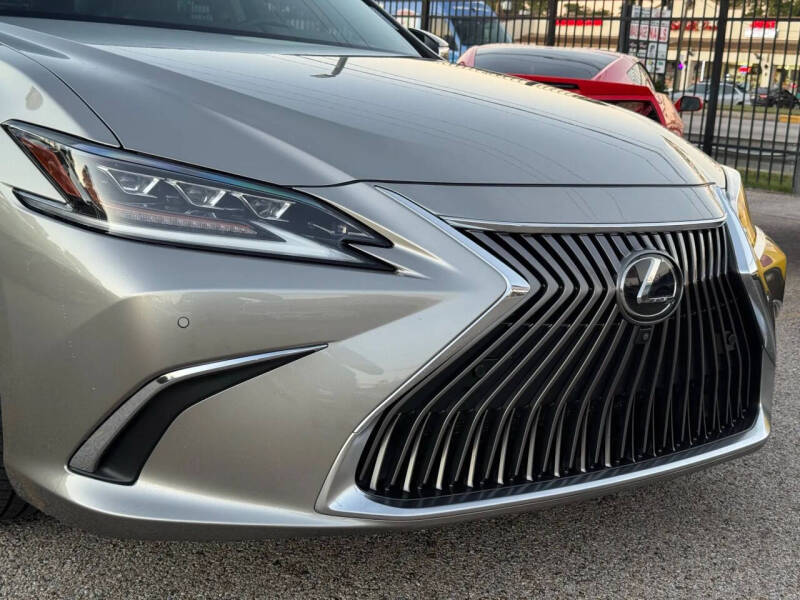 2021 Lexus ES 350 Ultra Luxury