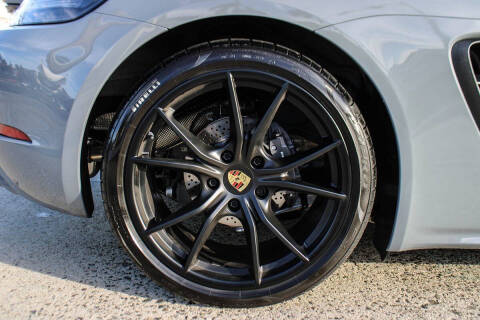 2025 Porsche 718 Cayman