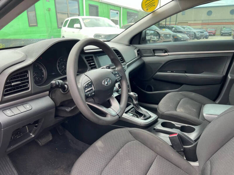 2019 Hyundai Elantra