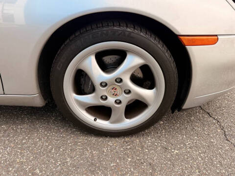 2001 Porsche 911 Carrera