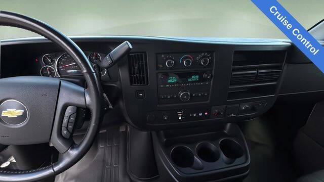 2022 Chevrolet Express 2500